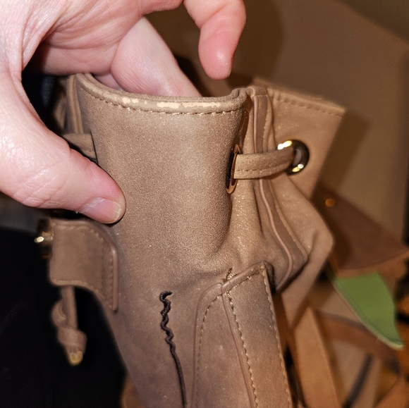 Danielle Nicole x Star Wars The Mandalorian The Child Grogu Backpack - Picture 6 of 7